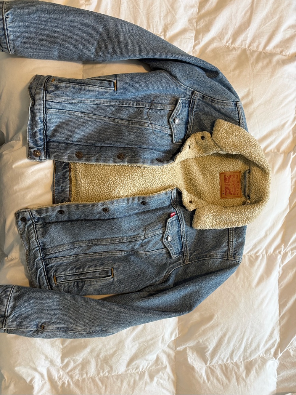 Levi's Cream Sherpa-Lined Jacket with Light Blue Denim Trim